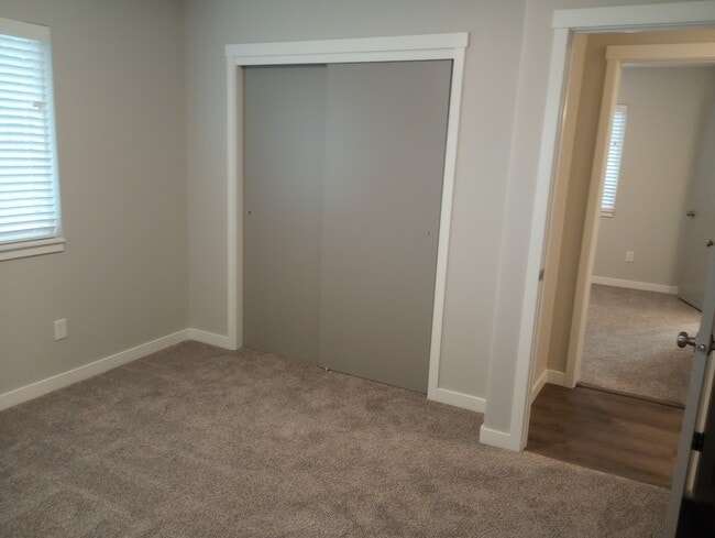 Building Photo - 9316 W Cory Ln