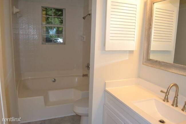 Building Photo - 2 br, 2 bath Condo - 3306 Selwyn Farms Ln