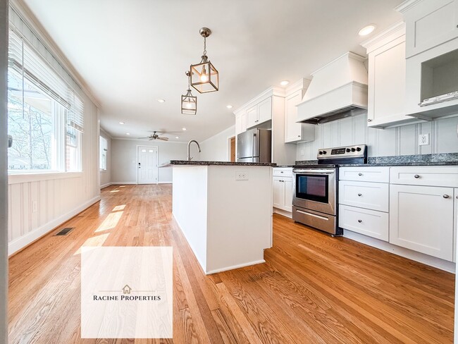 Building Photo - Spacious Living on a Generous Lot in Easley — Now Available for Rent!