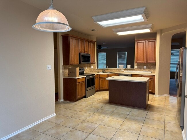 Building Photo - 2656 Pillory Pointe