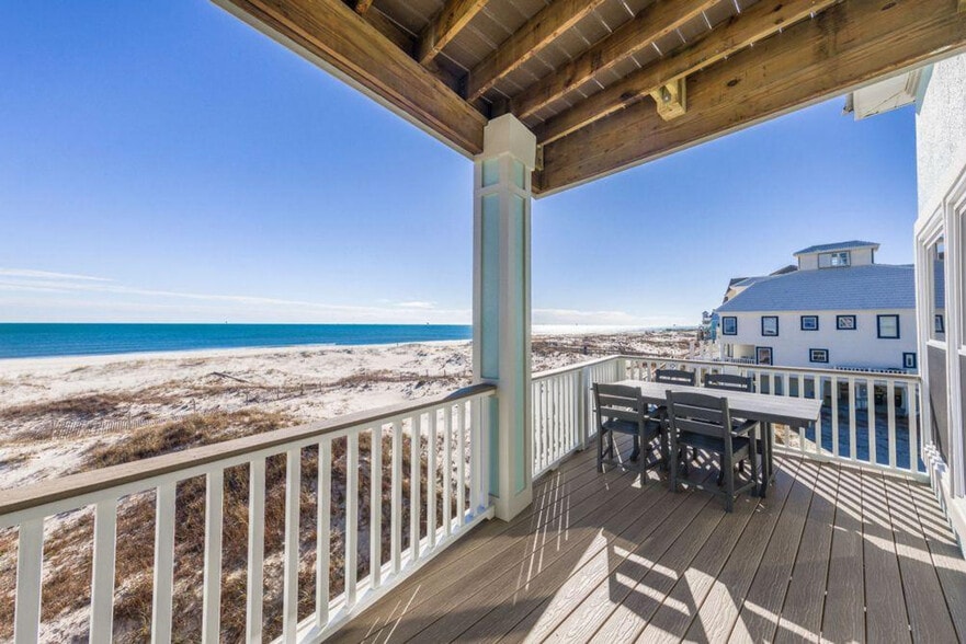Building Photo - 243 Dune Dr