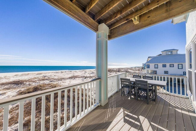 Building Photo - 243 Dune Dr