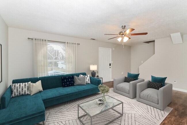 Building Photo - 2735 Holly Berry Dr
