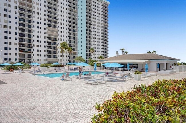 Building Photo - 1201 S Ocean Dr