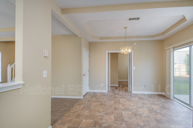 Building Photo - 158 Regency Park Dr