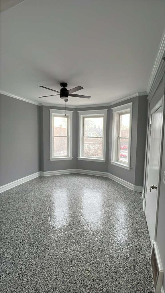 Building Photo - 2311 S Central Ave