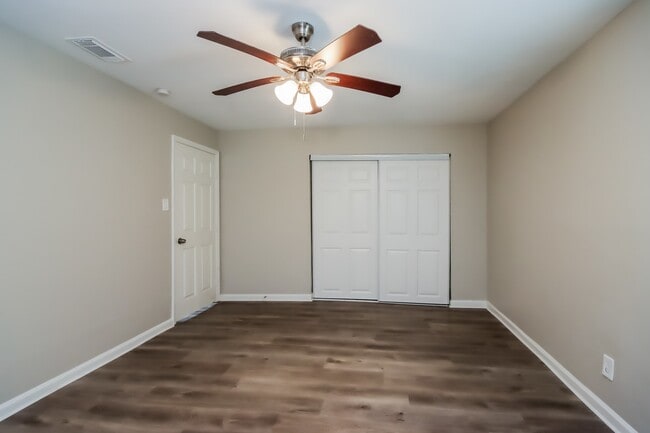 Building Photo - 24118 Grey Fox Dr