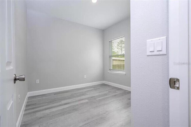 Building Photo - 9301 N Akola Way
