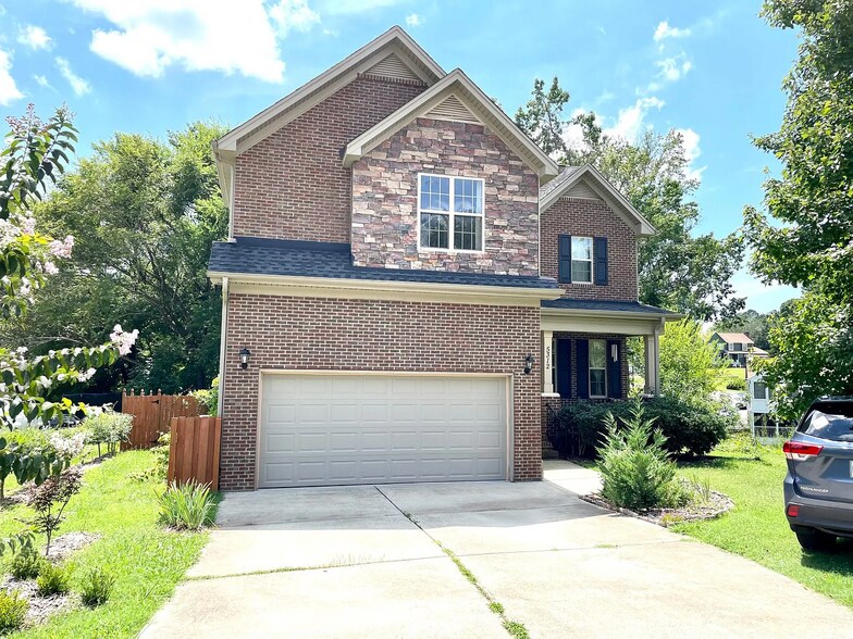 Building Photo - 5312 Kemmont Dr