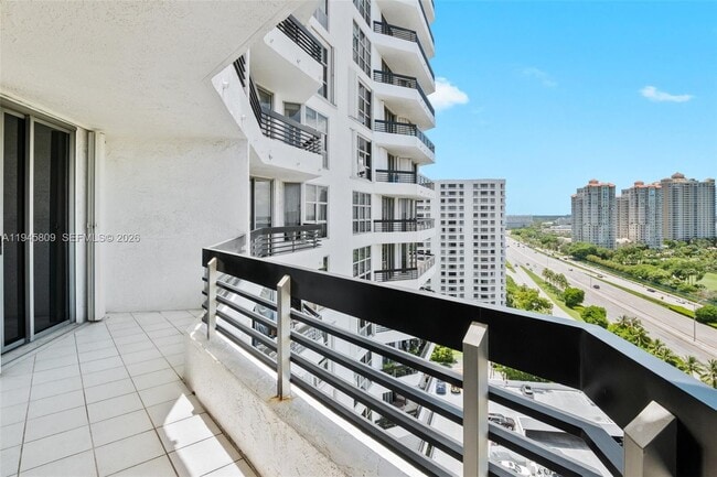 Building Photo - 3400 NE 192 St