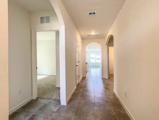 Building Photo - 11036 Pacini Wy