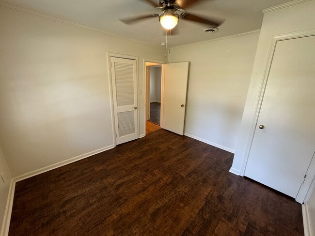 Building Photo - 2/2 Charming House in Garden Lakes $1,295