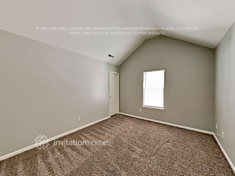 Building Photo - 1506 Peachcroft Rd