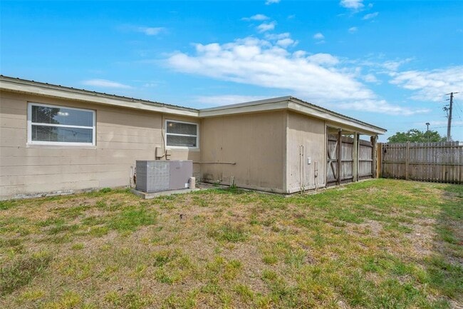 Building Photo - 8233 Portulaca Ave