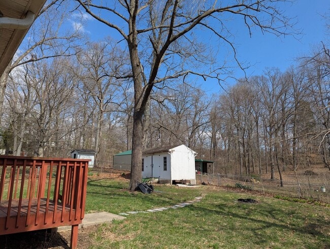 Building Photo - 3 Bedroom Home in Radcliff Near Ft. Knox!