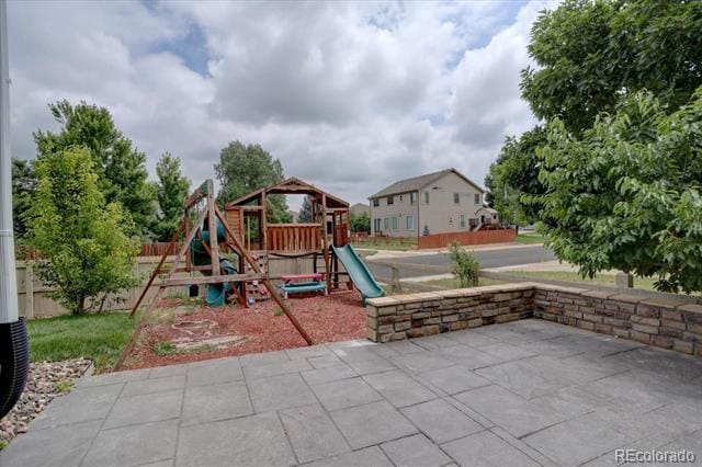 Building Photo - 17184 E Dewberry Dr