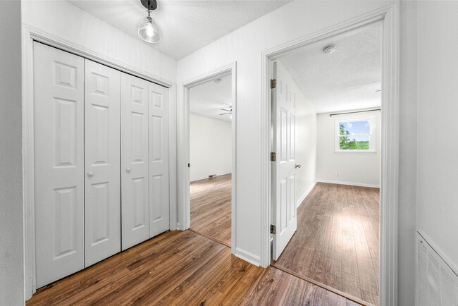 Building Photo - Pet Friendly Three Bedroom with Basement!