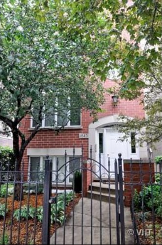 Building Photo - 1845 N Sheffield Ave