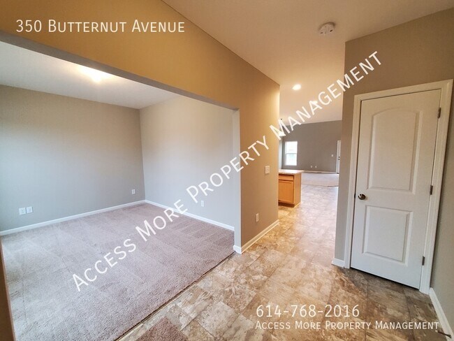 Building Photo - AWESOME MULTI-LEVEL HOME IN CIRCLEVILLE OHIO!
