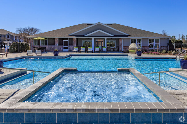 Building Photo - Arbor Trace Apartment Homes