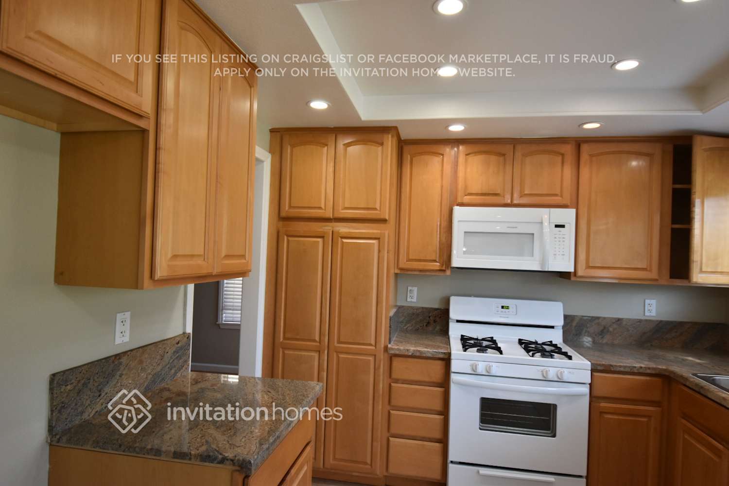 Building Photo - 3932 Merced River Rd