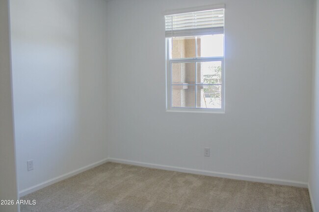 Building Photo - 9829 W Monterey Way