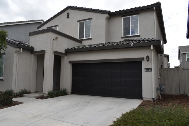 Building Photo - 8168 Oxbow Landing Loop