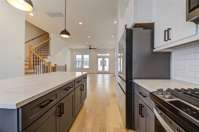 Building Photo - 10926 Fire Creek Dr