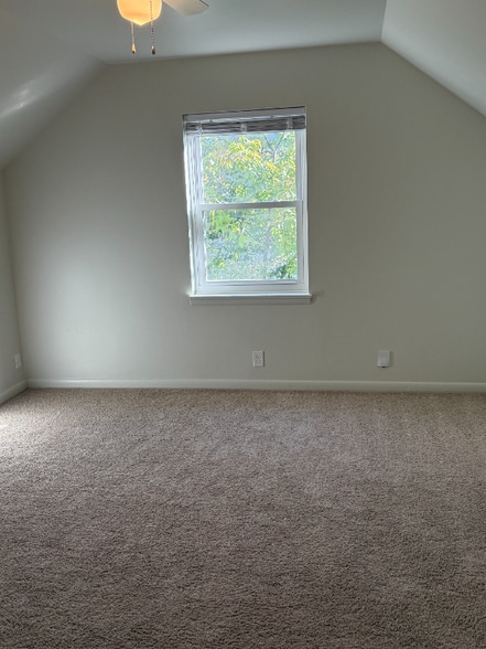 Building Photo - 5228 Rutland Ave