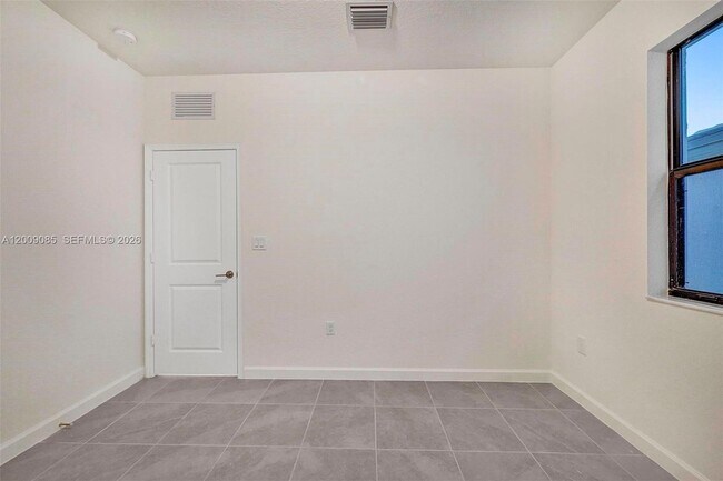 Building Photo - 13417 SW 285th St