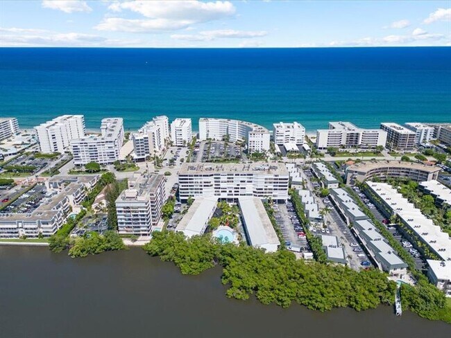 Building Photo - 3589 S Ocean Blvd