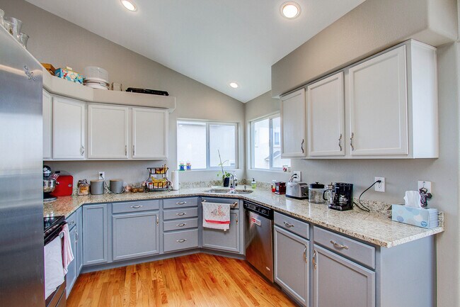 Building Photo - 4038 Pronghorn Meadows Cir