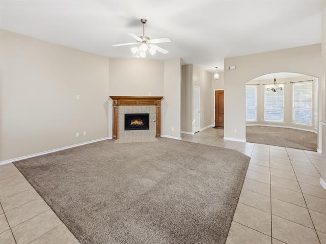 Building Photo - 11250 Luckenbach Dr