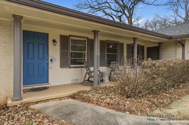 Building Photo - 1894 Hebron Hills Dr