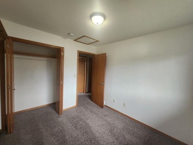 Building Photo - 821 S Whitewood Ave