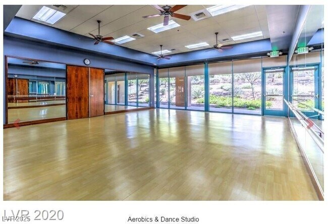 Building Photo - 2331 Bildad Dr