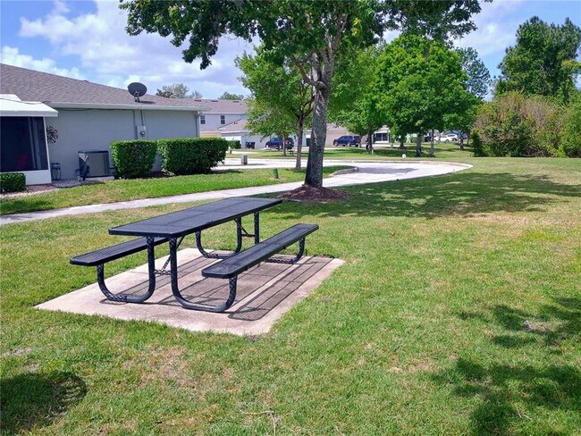 Building Photo - 14084 Bridgewater Crossings Blvd