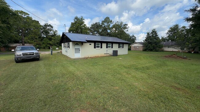 Building Photo - 39 Edgeview Heights Rd