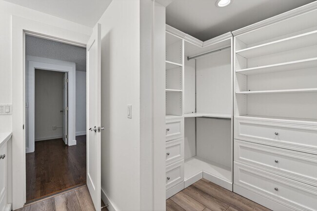 Building Photo - The Ultimate Gig Harbor Retreat!
