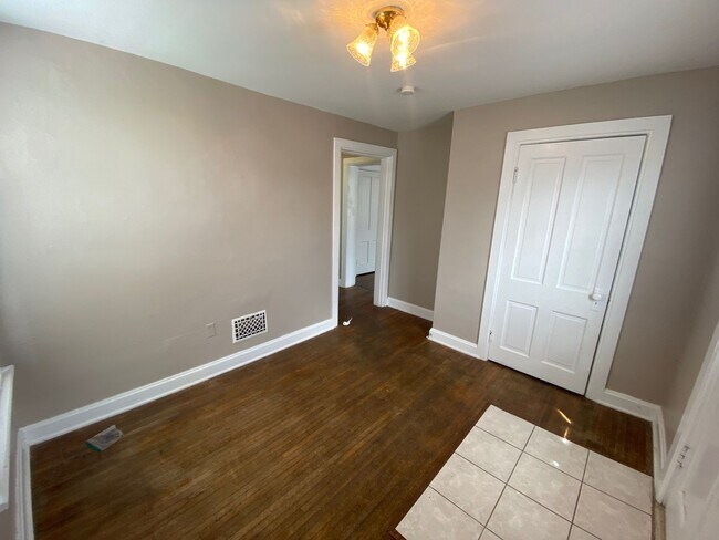 Building Photo - 1441 Worthington St