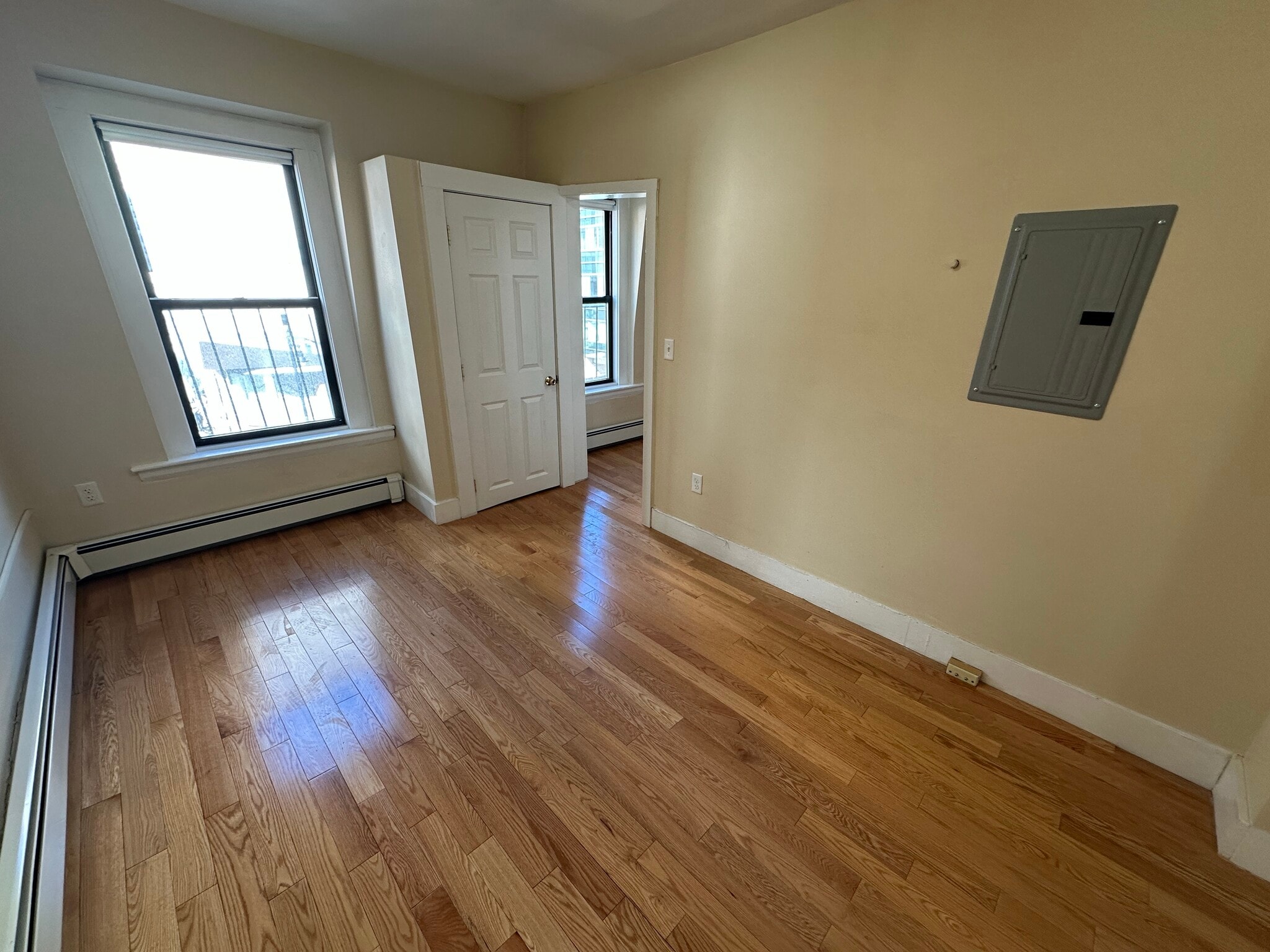 Building Photo - 238 Cambridge St