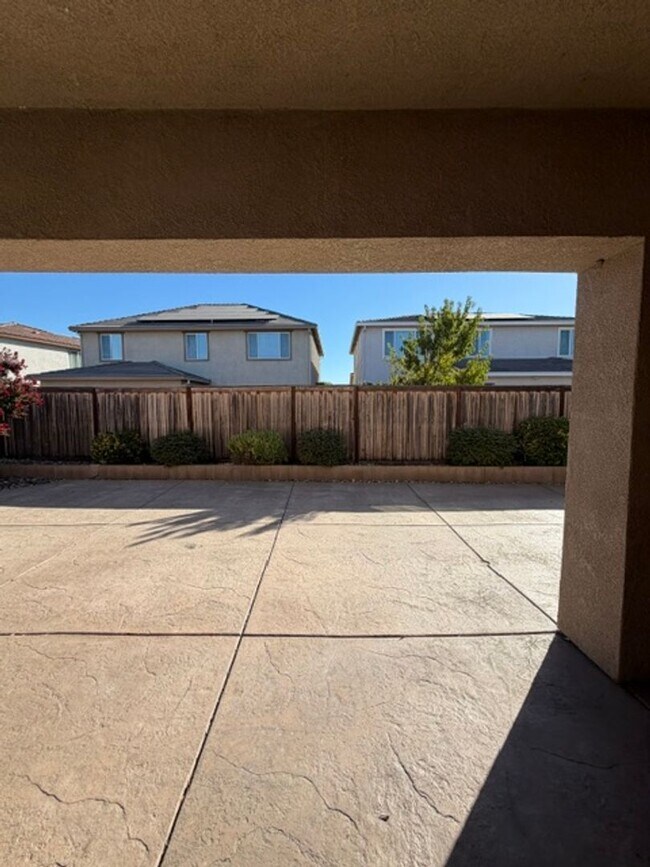 Building Photo - 362 Olivadi Way