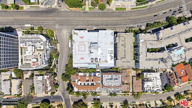 Building Photo - 10660 Wilshire Blvd