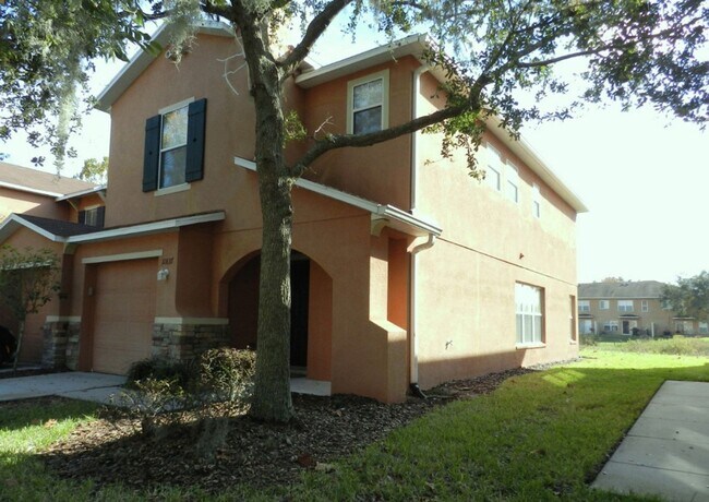 Building Photo - Quality Townhome In Convenient Location!