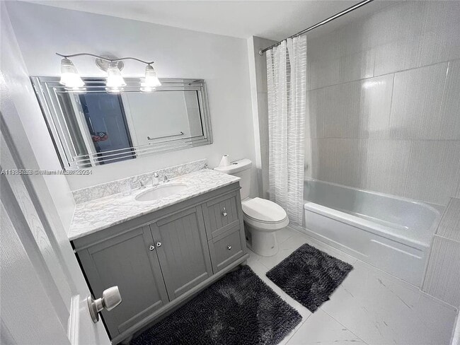 Building Photo - 1849 S Ocean Dr