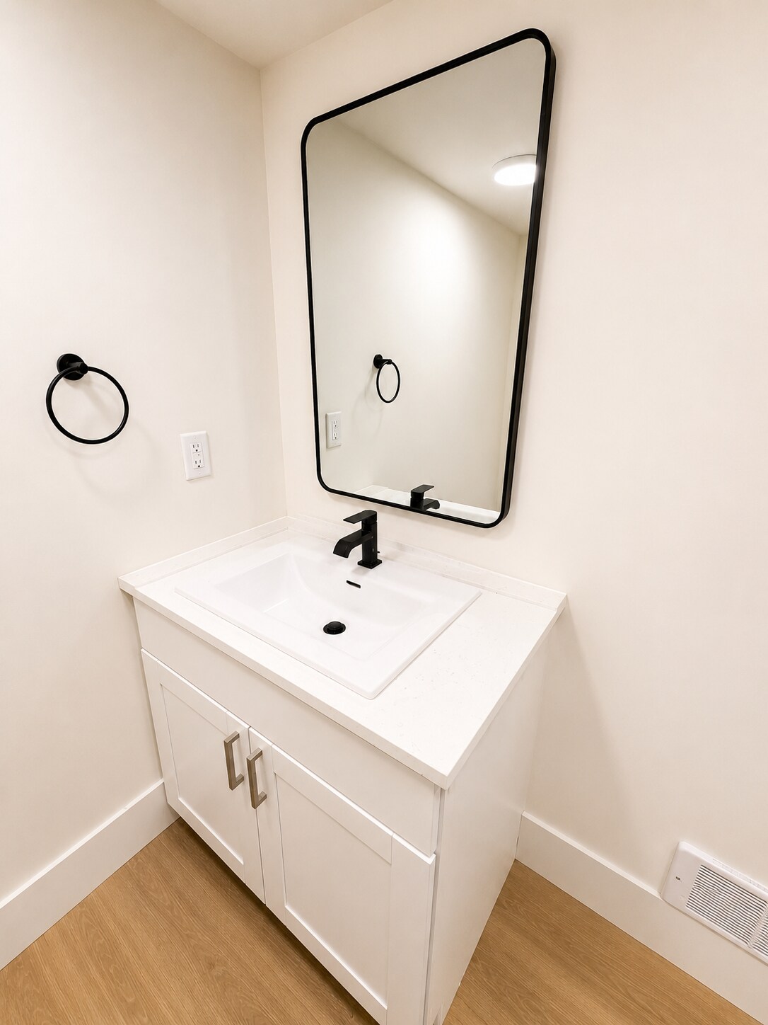 Bathroom - 3710 NE 189th Pl