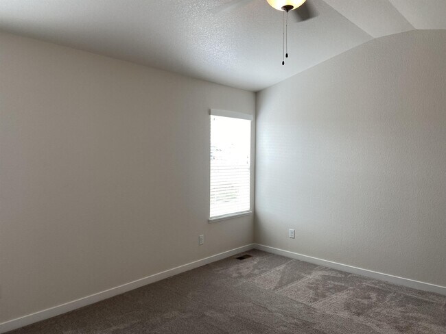 Building Photo - 6937 Grassy Range Dr