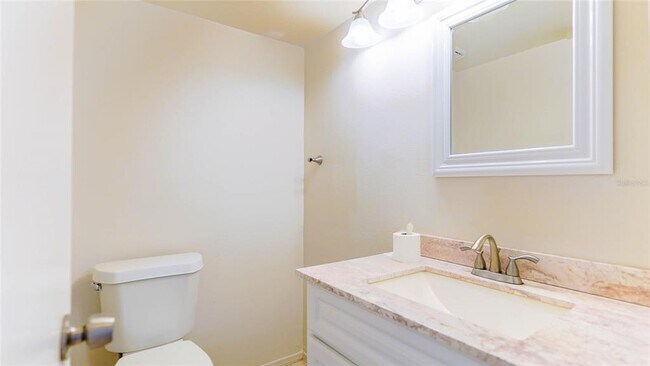 Building Photo - 4501 Bridgeton Ln