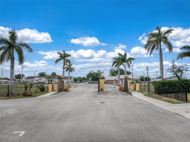 Building Photo - 1434 Las Villas Blvd