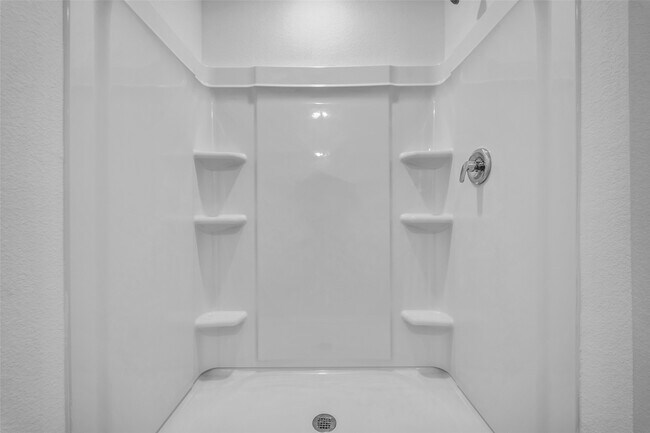 Building Photo - 26710 Willow Ln